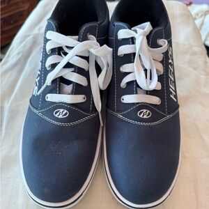 Heelys Men's Navy Canvas Skate Sneakers with White Laces